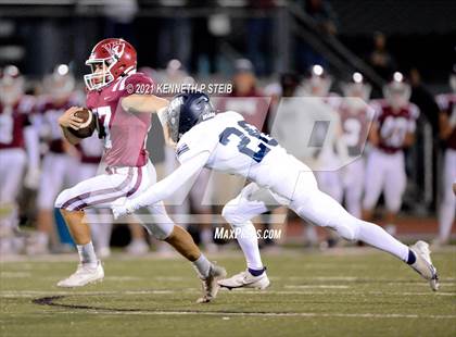 Thumbnail 2 in St. Thomas More @ E.D. White (LHSAA Division II Semifinal Playoff) photogallery.