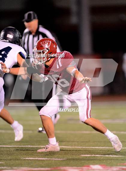 Thumbnail 2 in St. Thomas More @ E.D. White (LHSAA Division II Semifinal Playoff) photogallery.