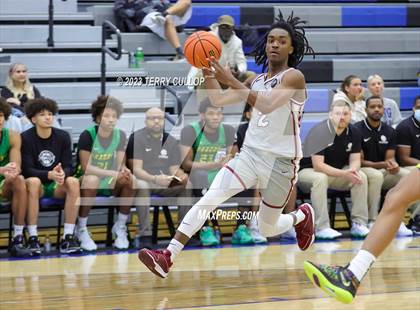 Thumbnail 3 in Sunrise Christian Academy vs. AZ Compass Prep (5 for the Fight National Hoopfest) photogallery.