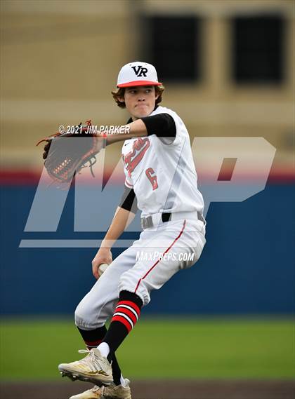 Thumbnail 2 in Vista Ridge vs. Elgin (Hill Country Classic) photogallery.