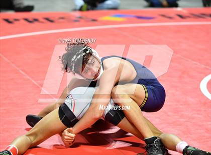 Thumbnail 1 in UIL State Championships - 6A 120lb Final photogallery.