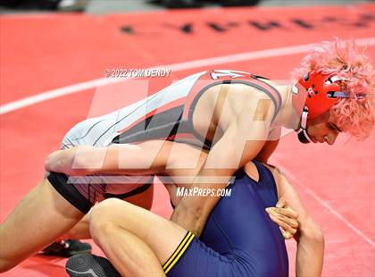 Thumbnail 1 in UIL State Championships - 6A 120lb Final photogallery.