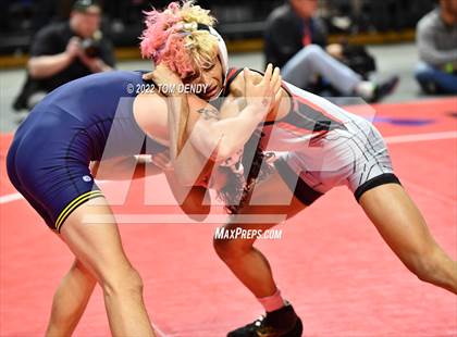 Thumbnail 3 in UIL State Championships - 6A 120lb Final photogallery.