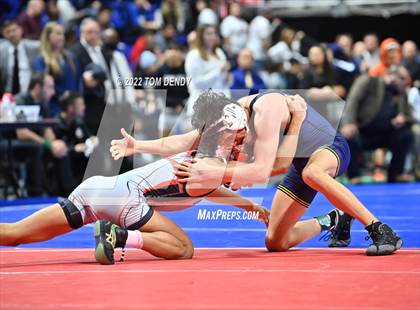 Thumbnail 1 in UIL State Championships - 6A 120lb Final photogallery.
