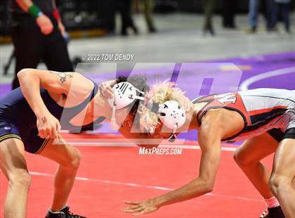 Thumbnail 1 in UIL State Championships - 6A 120lb Final photogallery.