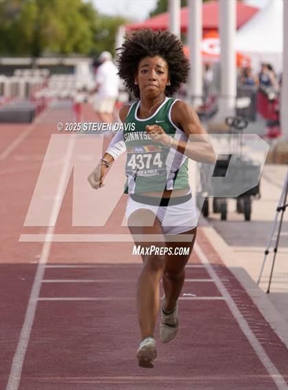 Thumbnail 2 in AIA Finals photogallery.