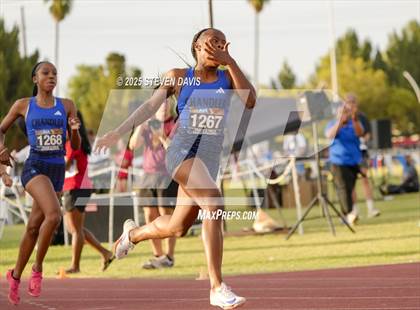 Thumbnail 3 in AIA Finals photogallery.