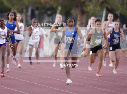 Thumbnail 2 in AIA Finals photogallery.