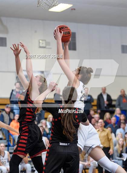 Thumbnail 2 in Oak Ridge vs. St. Francis photogallery.