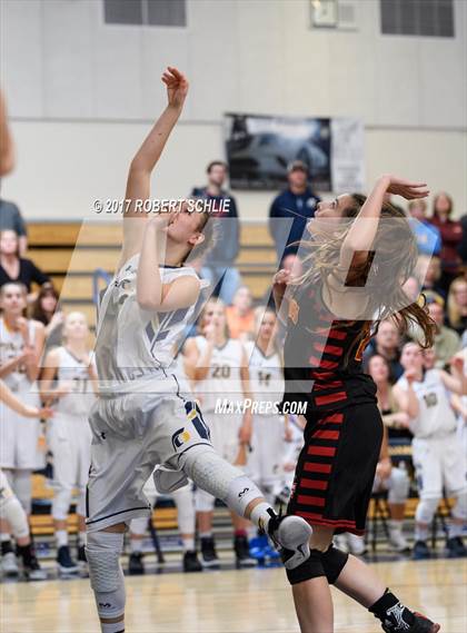 Thumbnail 1 in Oak Ridge vs. St. Francis photogallery.