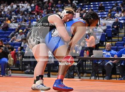 Thumbnail 2 in UIL State Championships - 5A 215lb Final photogallery.