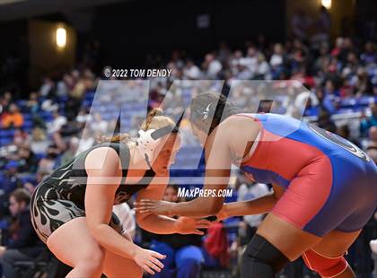 Thumbnail 2 in UIL State Championships - 5A 215lb Final photogallery.