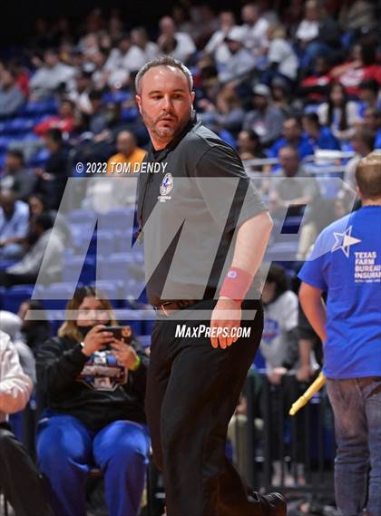 Thumbnail 1 in UIL State Championships - 5A 215lb Final photogallery.
