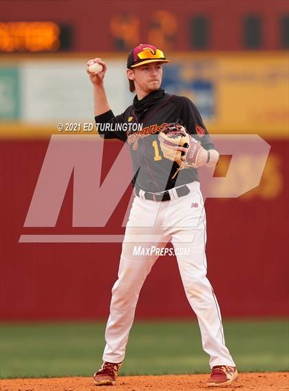 Thumbnail 2 in Sprayberry @ Lassiter photogallery.