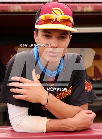 Thumbnail 1 in Sprayberry @ Lassiter photogallery.