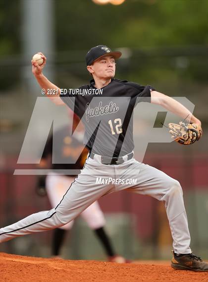 Thumbnail 3 in Sprayberry @ Lassiter photogallery.