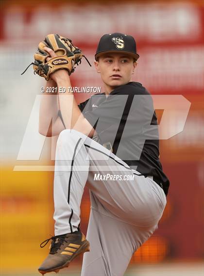 Thumbnail 3 in Sprayberry @ Lassiter photogallery.