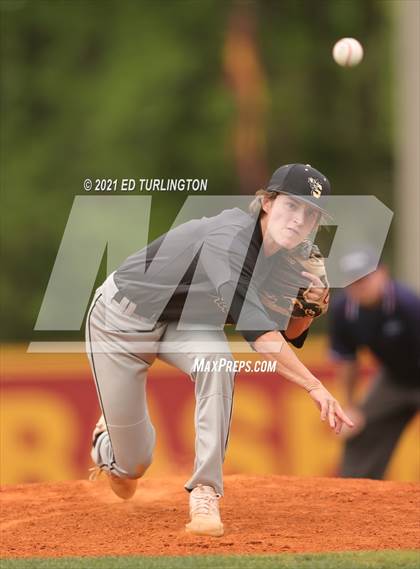 Thumbnail 3 in Sprayberry @ Lassiter photogallery.