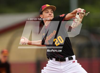 Thumbnail 3 in Sprayberry @ Lassiter photogallery.