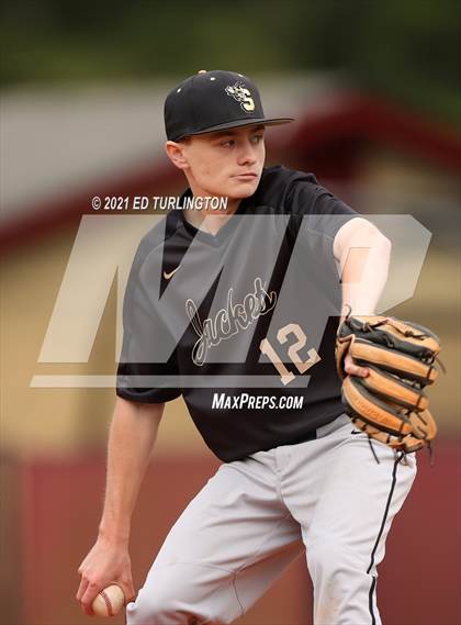 Thumbnail 1 in Sprayberry @ Lassiter photogallery.