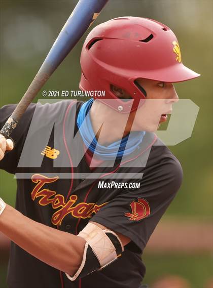 Thumbnail 3 in Sprayberry @ Lassiter photogallery.