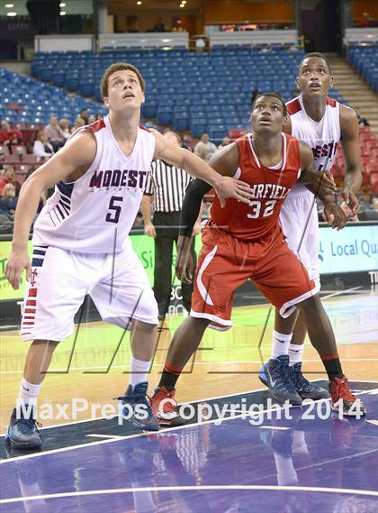 Thumbnail 1 in Fairfield vs. Modesto Christian (CIF SJS D3 Finals) photogallery.
