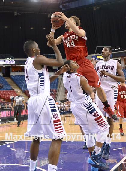 Thumbnail 2 in Fairfield vs. Modesto Christian (CIF SJS D3 Finals) photogallery.