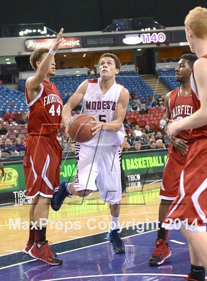 Thumbnail 1 in Fairfield vs. Modesto Christian (CIF SJS D3 Finals) photogallery.