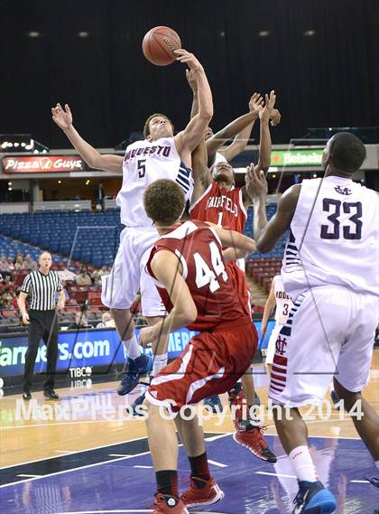 Thumbnail 3 in Fairfield vs. Modesto Christian (CIF SJS D3 Finals) photogallery.
