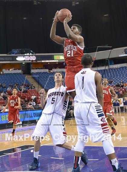Thumbnail 2 in Fairfield vs. Modesto Christian (CIF SJS D3 Finals) photogallery.