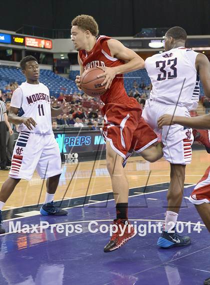 Thumbnail 2 in Fairfield vs. Modesto Christian (CIF SJS D3 Finals) photogallery.