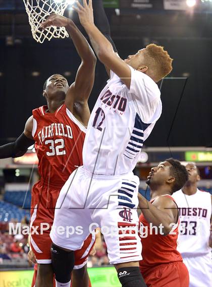 Thumbnail 3 in Fairfield vs. Modesto Christian (CIF SJS D3 Finals) photogallery.