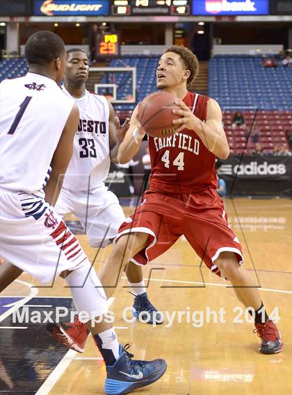Thumbnail 1 in Fairfield vs. Modesto Christian (CIF SJS D3 Finals) photogallery.