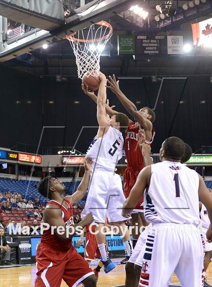 Thumbnail 1 in Fairfield vs. Modesto Christian (CIF SJS D3 Finals) photogallery.