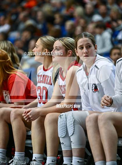 Thumbnail 1 in Vilonia vs. Greenwood (AAA 5A State Final) photogallery.