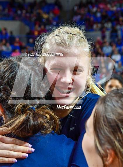 Thumbnail 3 in Vilonia vs. Greenwood (AAA 5A State Final) photogallery.