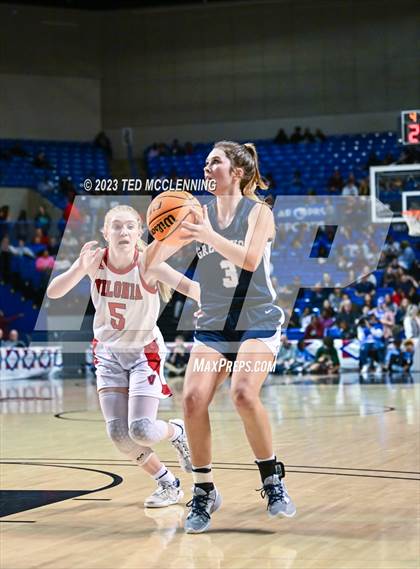 Thumbnail 3 in Vilonia vs. Greenwood (AAA 5A State Final) photogallery.