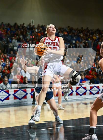 Thumbnail 3 in Vilonia vs. Greenwood (AAA 5A State Final) photogallery.