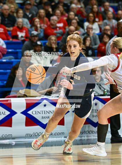 Thumbnail 3 in Vilonia vs. Greenwood (AAA 5A State Final) photogallery.