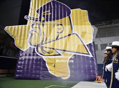 Thumbnail 3 in Eastwood vs. Plano photogallery.
