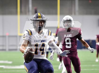 Thumbnail 3 in Eastwood vs. Plano photogallery.