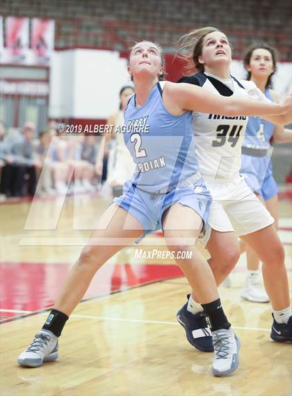 Thumbnail 2 in Perry Meridian vs. Decatur Central photogallery.