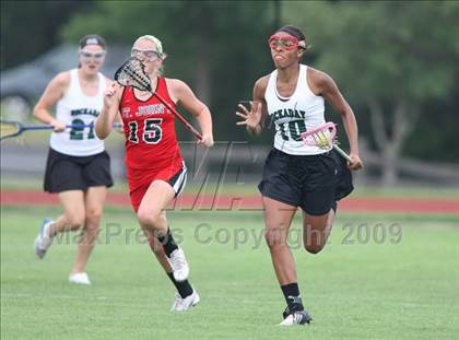 Thumbnail 3 in St. John's vs. Hockaday (TGHSLL DI Final) photogallery.