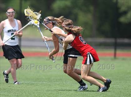 Thumbnail 2 in St. John's vs. Hockaday (TGHSLL DI Final) photogallery.