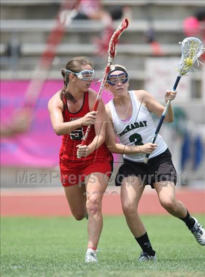 Thumbnail 3 in St. John's vs. Hockaday (TGHSLL DI Final) photogallery.