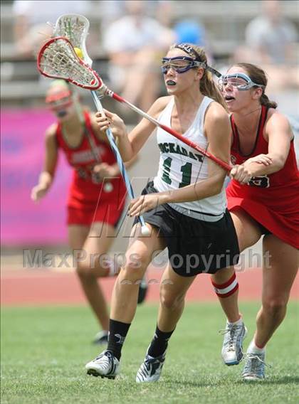 Thumbnail 2 in St. John's vs. Hockaday (TGHSLL DI Final) photogallery.