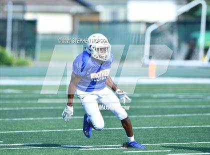 Thumbnail 1 in Christian Brothers @ St. Mary's (Scrimmage) photogallery.