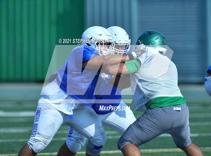 Thumbnail 3 in Christian Brothers @ St. Mary's (Scrimmage) photogallery.