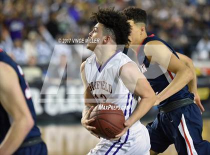 Thumbnail 3 in Nathan Hale vs Garfield (WIAA 3A Final)  photogallery.