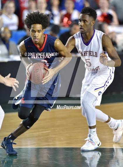 Thumbnail 2 in Nathan Hale vs Garfield (WIAA 3A Final)  photogallery.